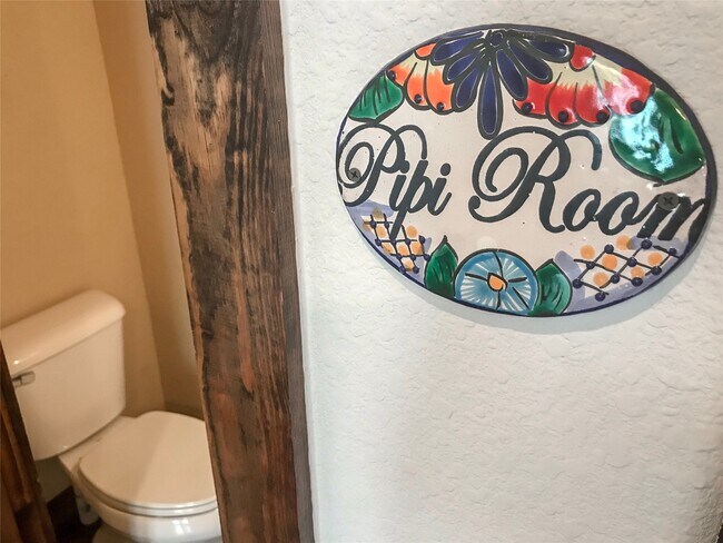 Building Photo - 1432 W 21st St