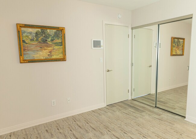 Building Photo - 4860 Rolando Ct