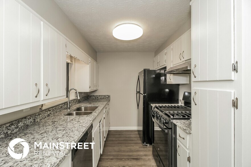 Building Photo - 2085 Swan Ct