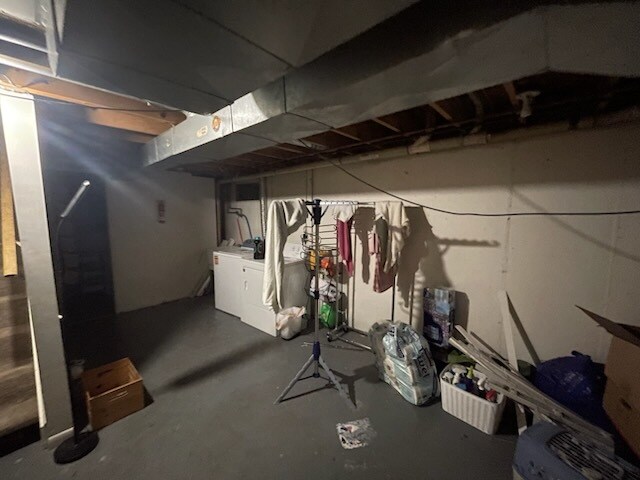 Building Photo - 1308 Sutherland Ave