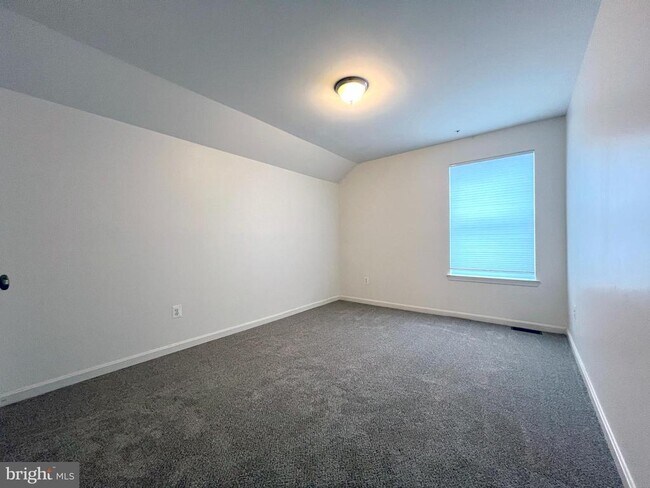 Building Photo - 312 Breeding Blvd