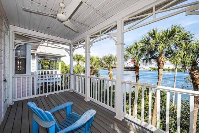 Building Photo - 924 Hemingway Cir