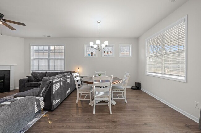 Building Photo - 5016 Cinnamon Run