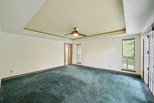 Building Photo - 3605 Silver Hill Cir