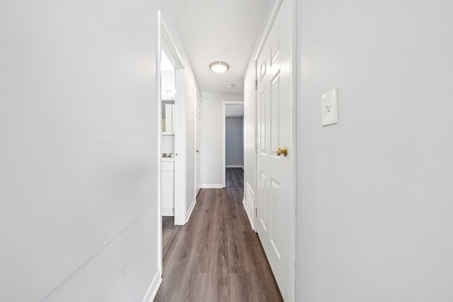 Floorplan - Manhattan Square