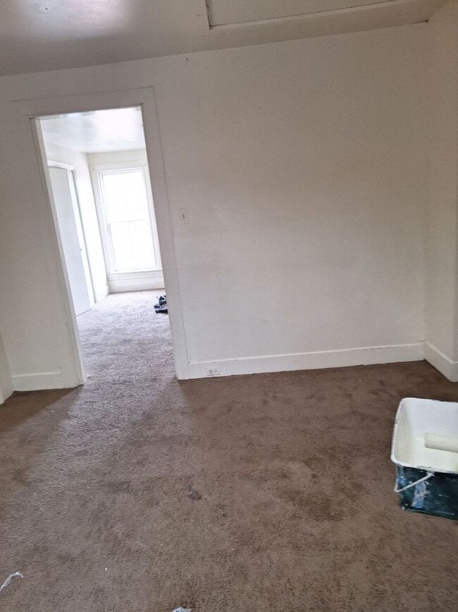 Building Photo - Fantastic 3 bedroom house in York