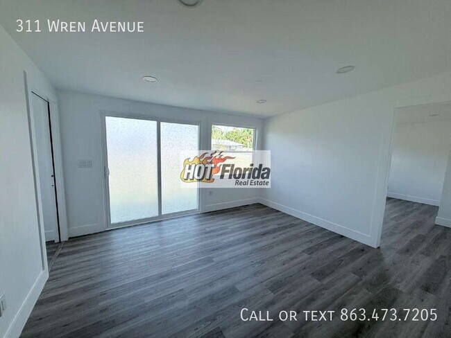 Building Photo - 311 Wren Ave