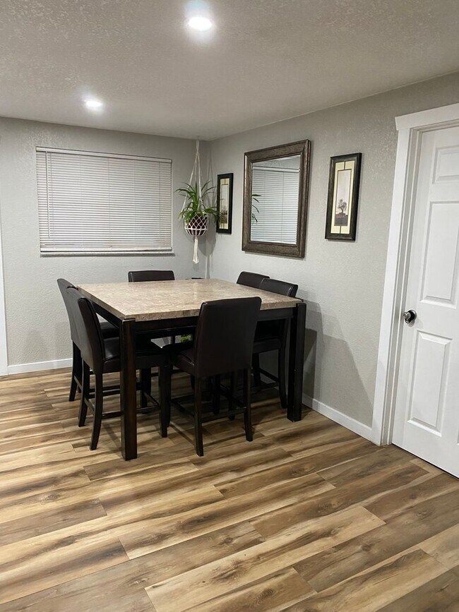 Building Photo - Move In by Nov 15 & Save - Spacious Ranch ...