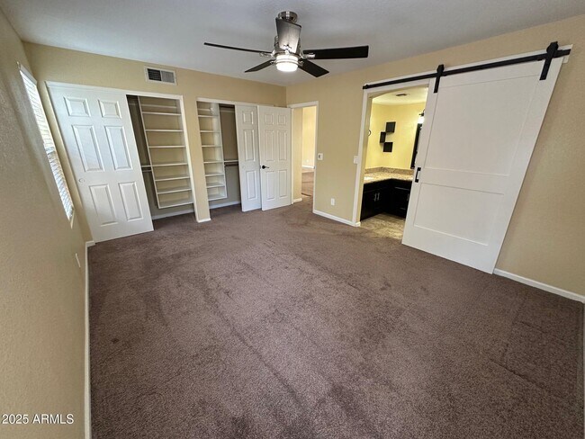 Building Photo - 8919 S Lori Ln
