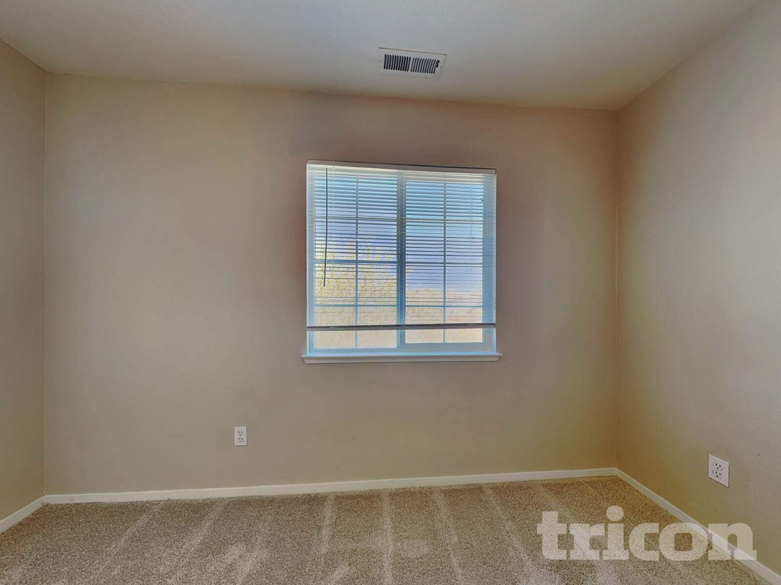 Building Photo - 17688 Feather River Ct