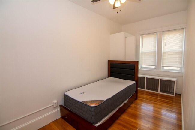 Building Photo - 30 Fayette St