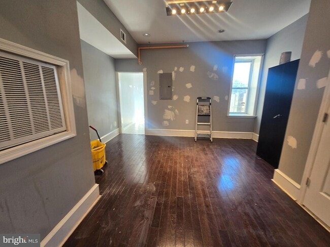 Building Photo - 2801 W Allegheny Ave