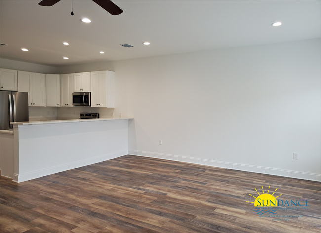 Building Photo - Gorgeous Townhome in Fort Walton Beach