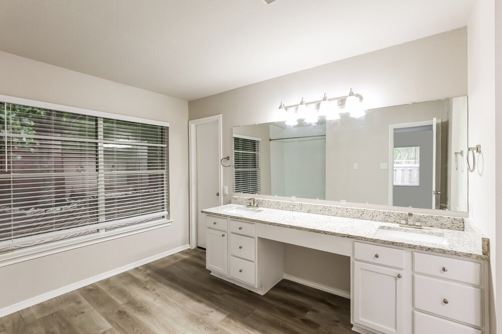 Building Photo - 18814 Redrock Creek