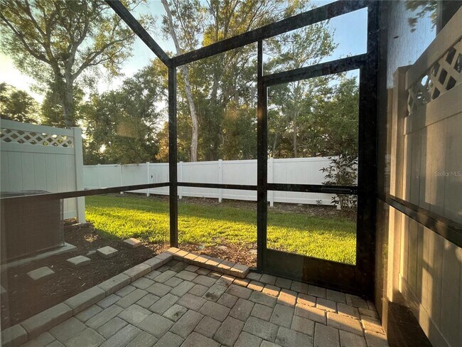 Building Photo - 3008 Via Sienna Cir