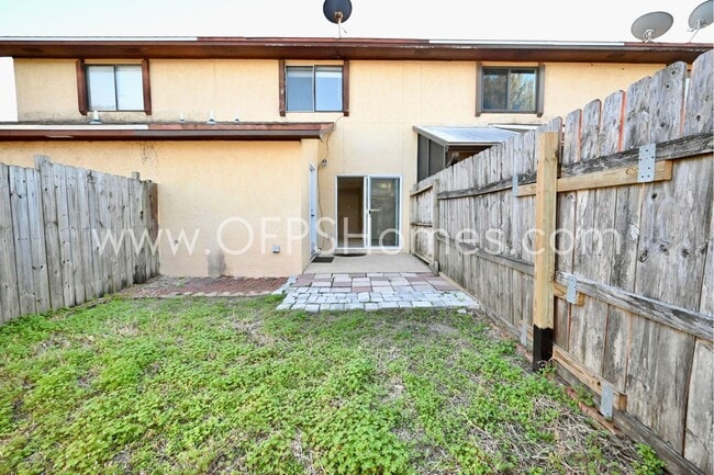 Building Photo - 710 Legion Dr