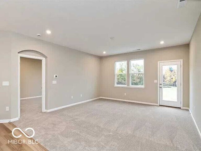 Building Photo - 10309 Gateway Dr