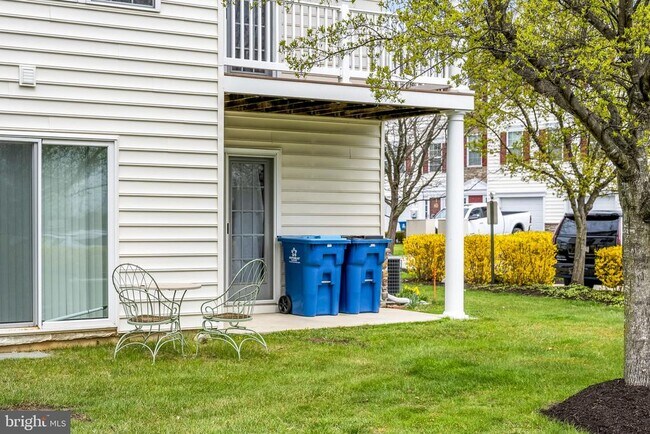 Building Photo - 202 Bardel Dr