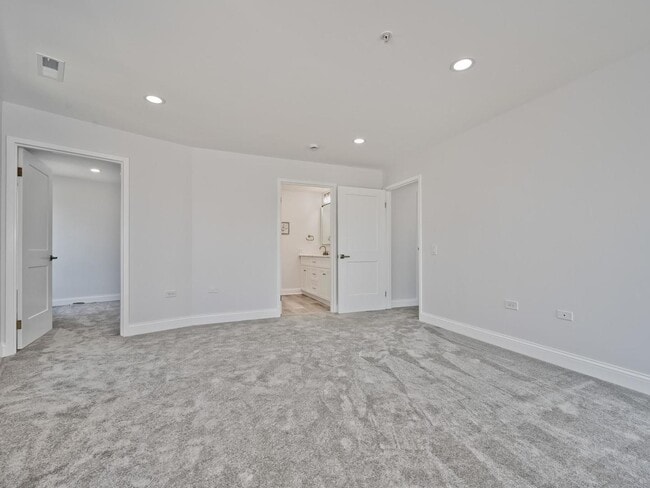 Building Photo - 1800 Dewes St