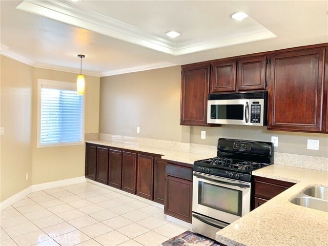 Building Photo - 15686 Altamira Dr