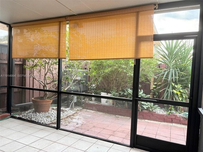 Building Photo - 6568 SW 41st Pl