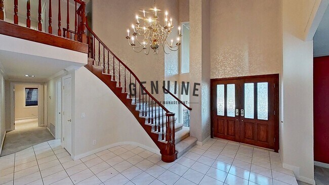 Building Photo - Large 4 Bedroom House with Pebble Bottom Pool - Backyard Oasis!