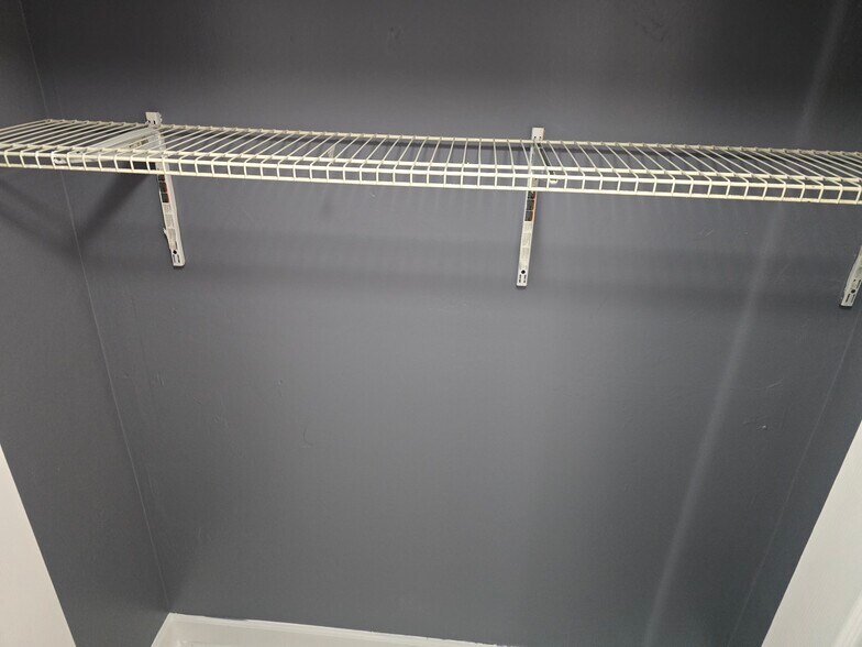 Building Photo - 5925 NW 23rd St