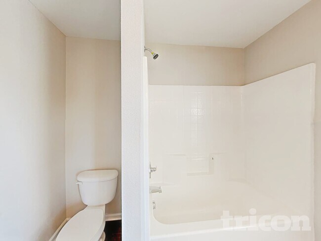 Building Photo - 4436 Christenbury Hills Ln