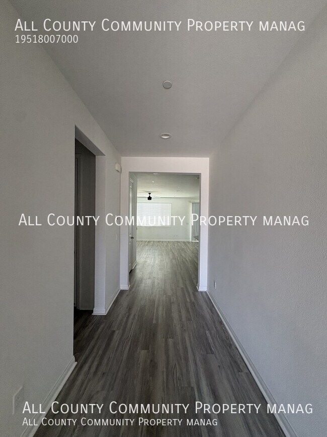 Building Photo - 33067 Muscadelle Ct