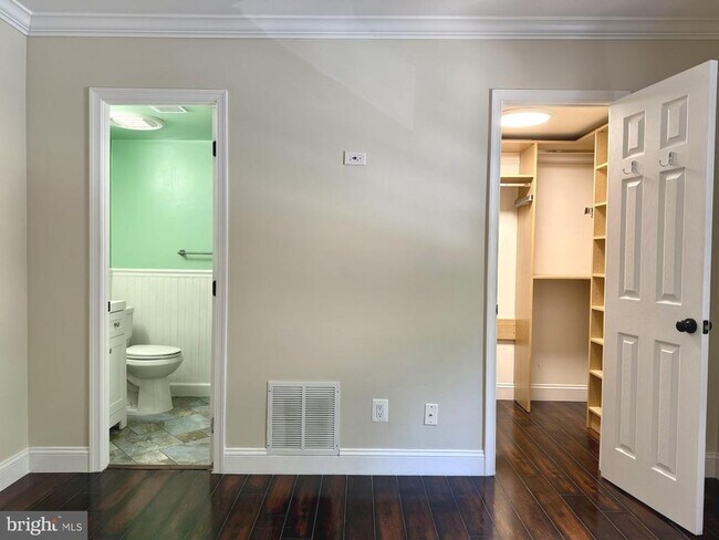 Building Photo - 2255 Castle Rock Square