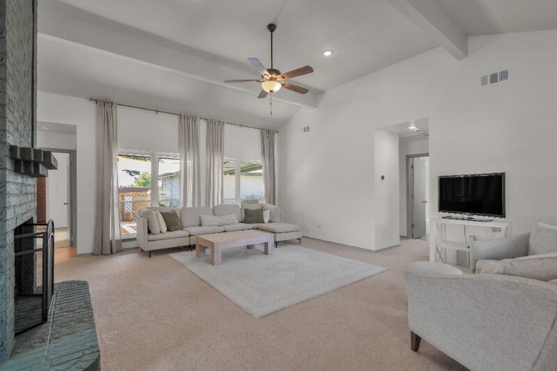 Building Photo - 2038 Sancerre Ln