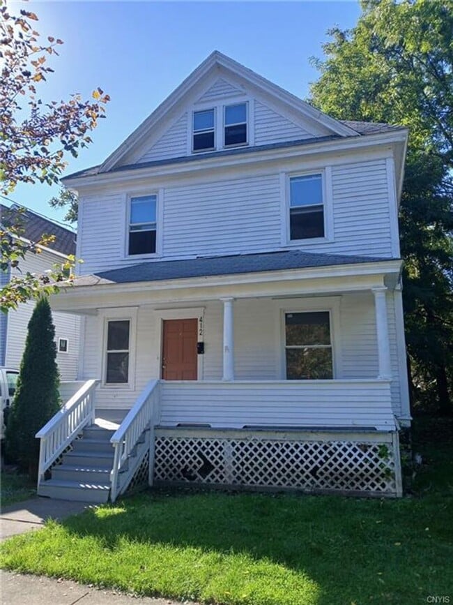 Building Photo - 4 Bedroom Single Family House Available in Syracuse