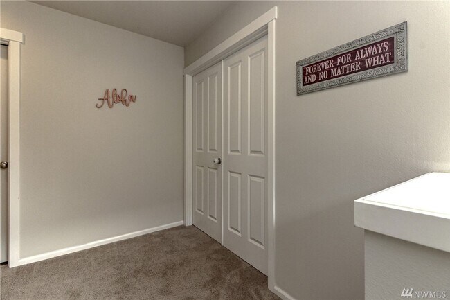 Building Photo - 17520 80th Ave Ct E