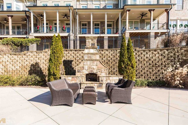 Building Photo - 3348 Turngate Ct