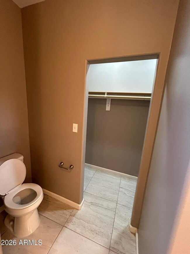 Building Photo - 2742 N Washington Ave