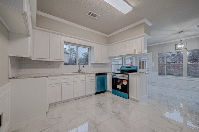 Building Photo - 4218 Bayglen Ct