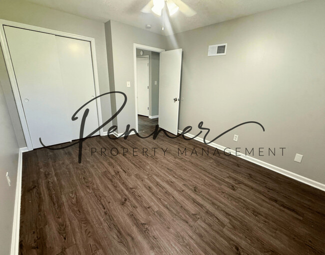 Building Photo - 11606 E Ivanhoe Ct