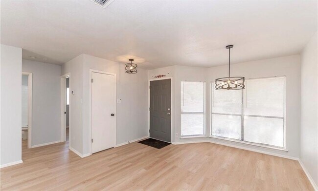 Building Photo - 11359 Spg Crst Dr