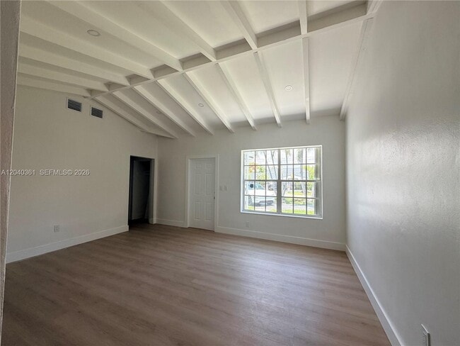 Building Photo - 1525 SW 76th Ct