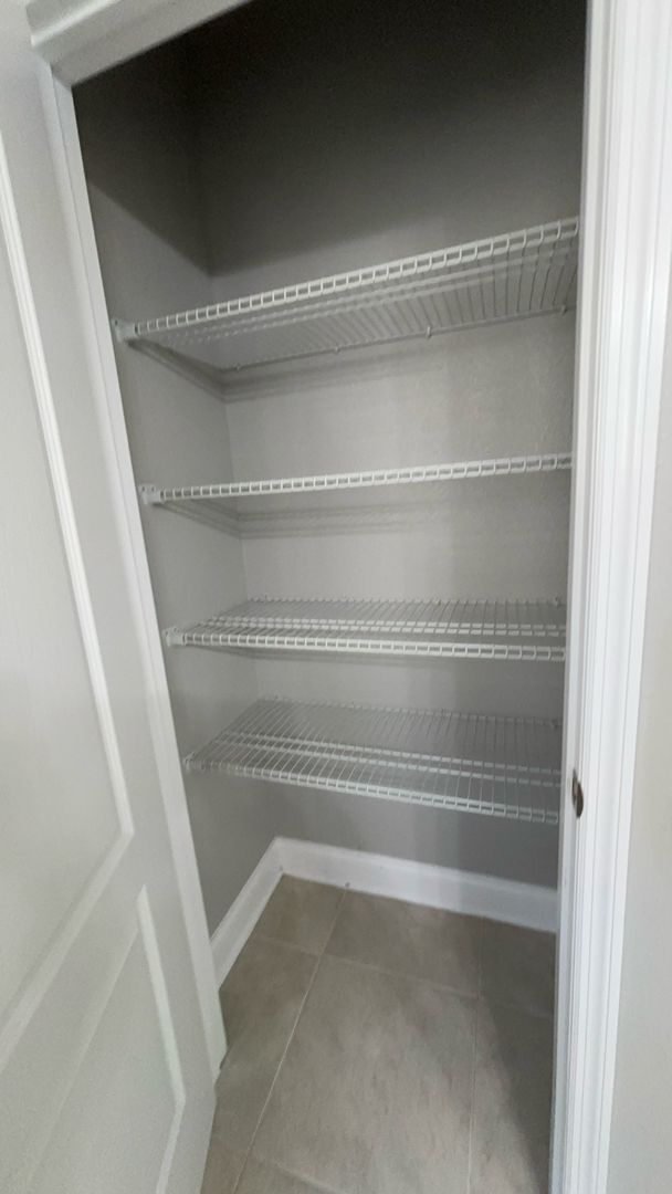 Building Photo - 5172 Appenine Loop E