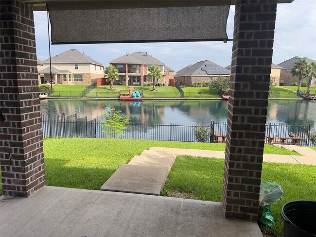 Building Photo - 3930 Medici Ct