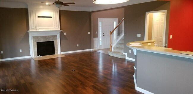 Building Photo - End Unit Townhome