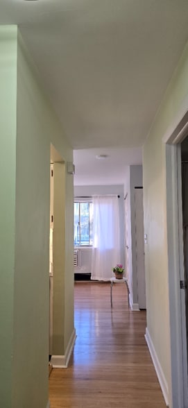 Building Photo - 658 Washington Blvd