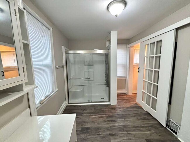 Building Photo - 6407 Dibble Ave