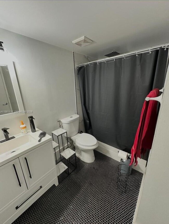 Building Photo - 12124 St.Andrews Pl