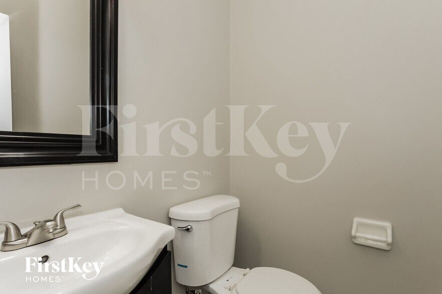 Building Photo - 3888 Brookgreen Point