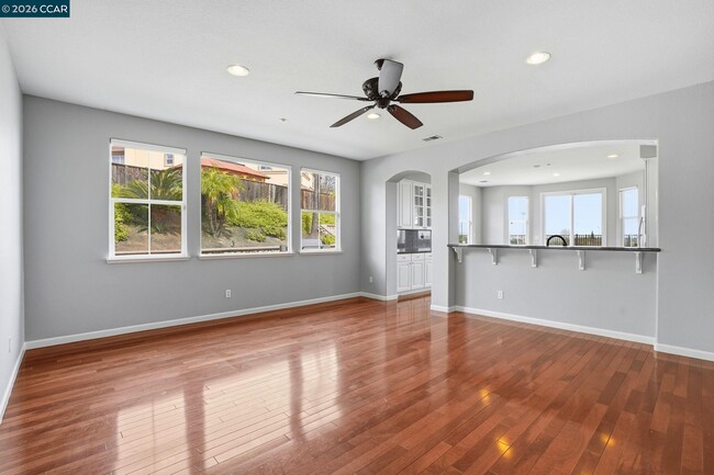 Building Photo - 354 Pebble Beach Dr