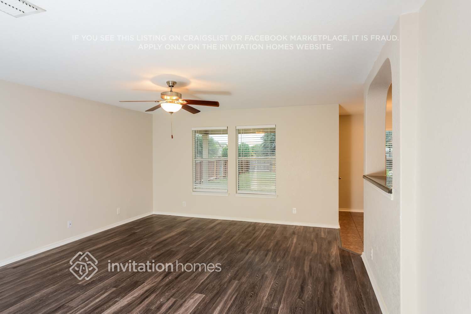 Building Photo - 559 Red Quill Nest