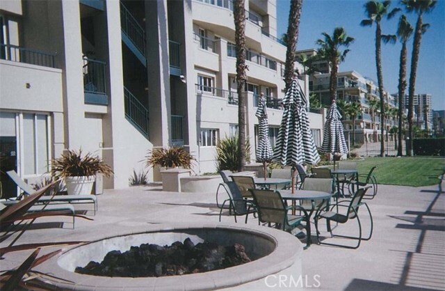 Building Photo - 850 E Ocean Blvd