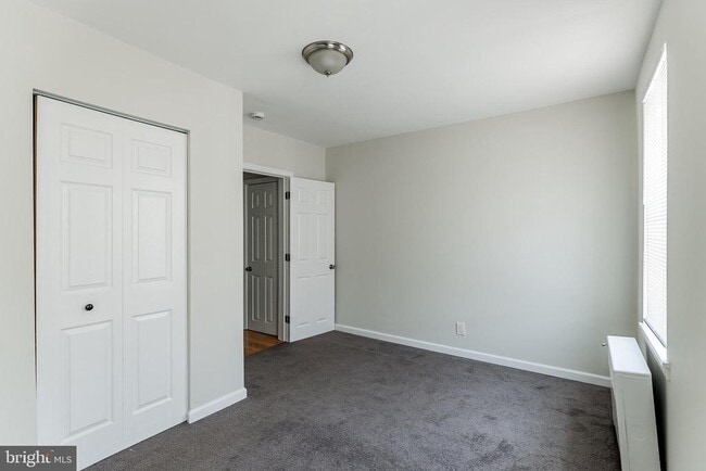Building Photo - 2631 S Juniper St